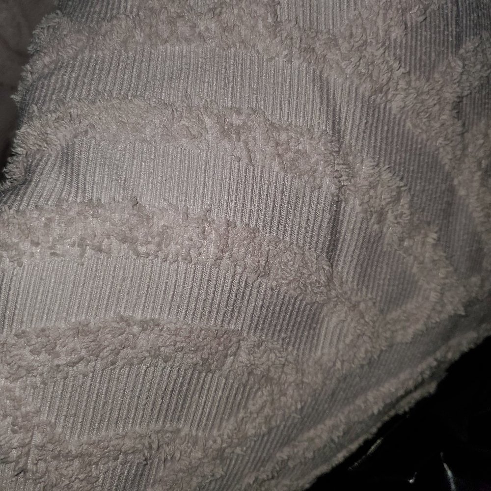 (NEVER USED) Ugg Australia Noellan Full/Queen 3pc Comforter Set; Bay Fog Pink